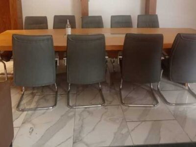 Table de réunion
